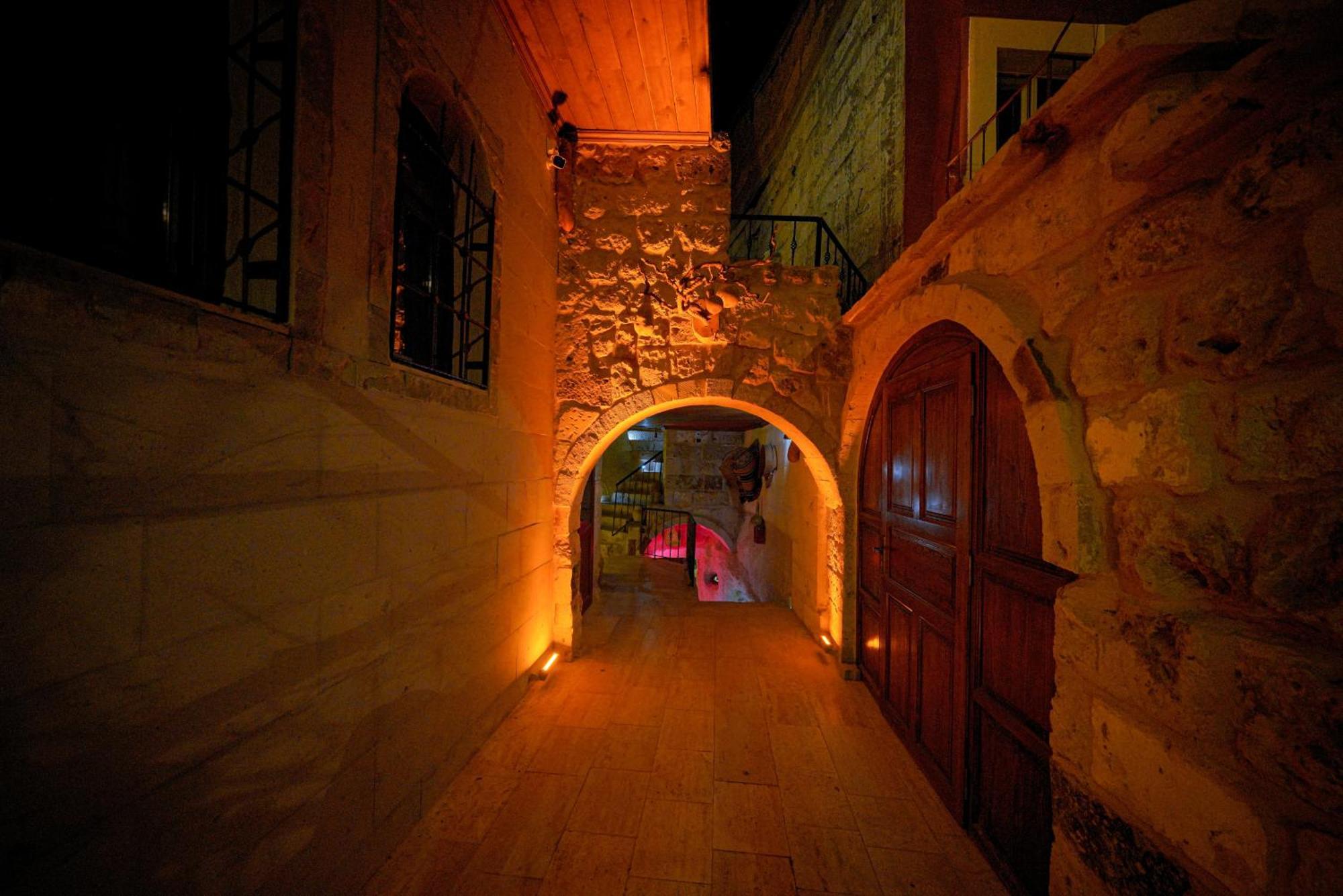 Hotel Babili Cappadocia Cave à Nevşehir Extérieur photo