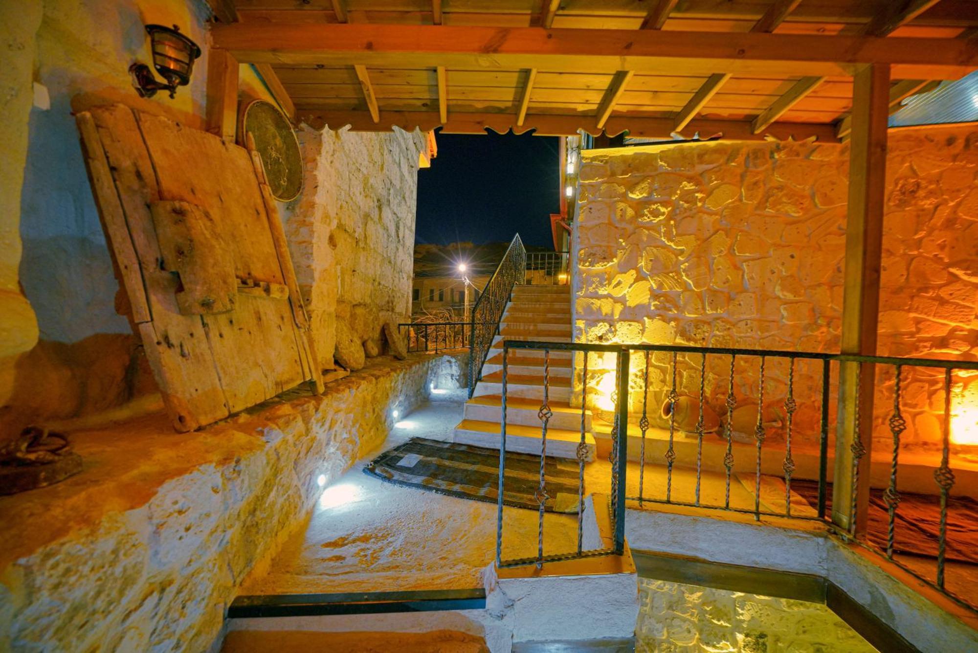 Hotel Babili Cappadocia Cave à Nevşehir Extérieur photo