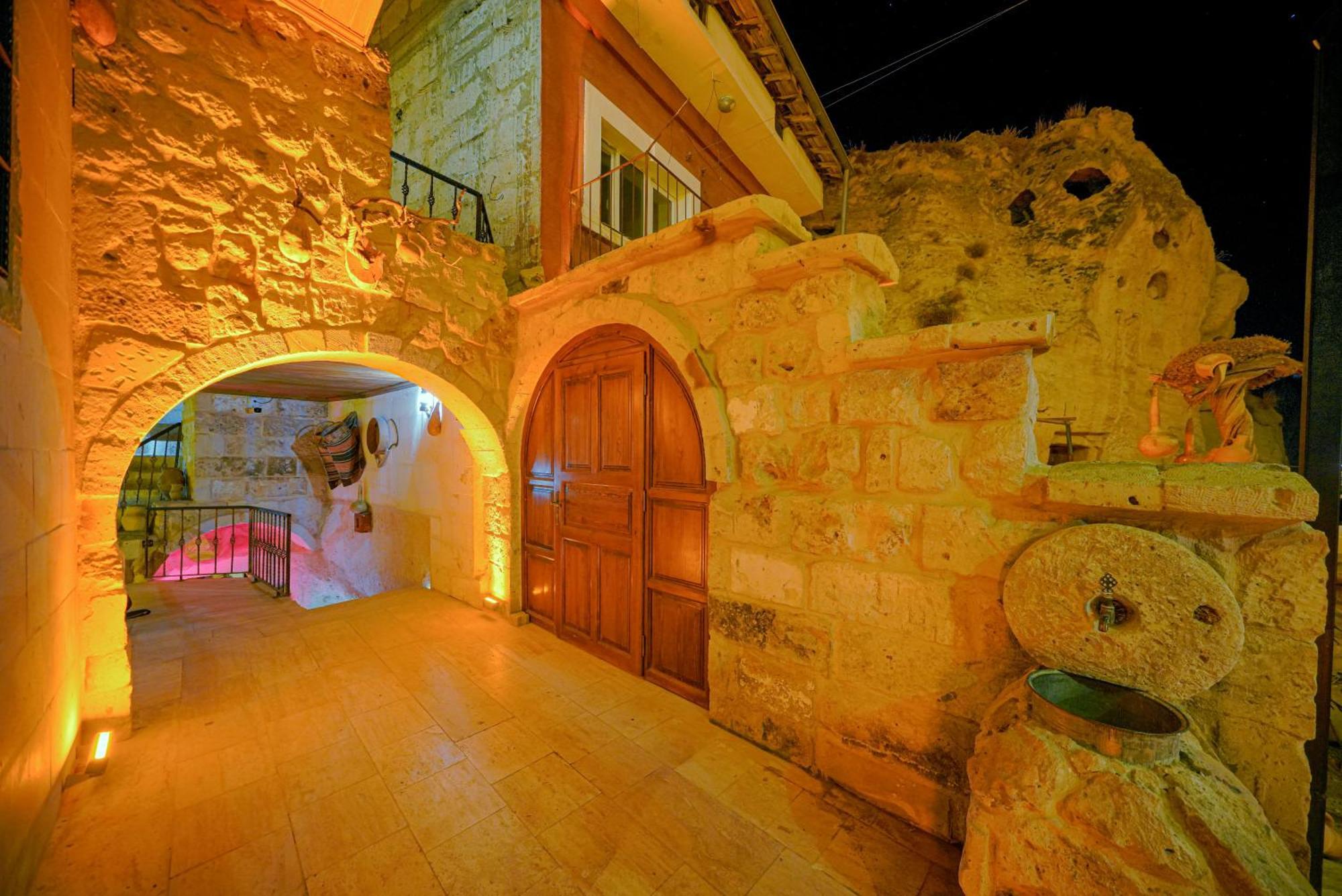 Hotel Babili Cappadocia Cave à Nevşehir Extérieur photo